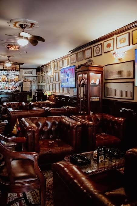 Cigar Lounge