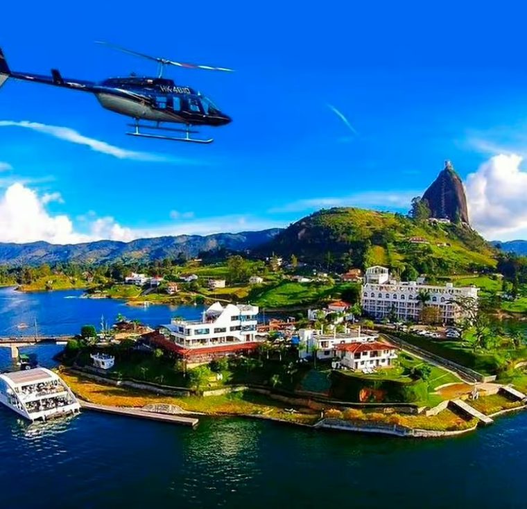 Guatapé Helicopter Experience