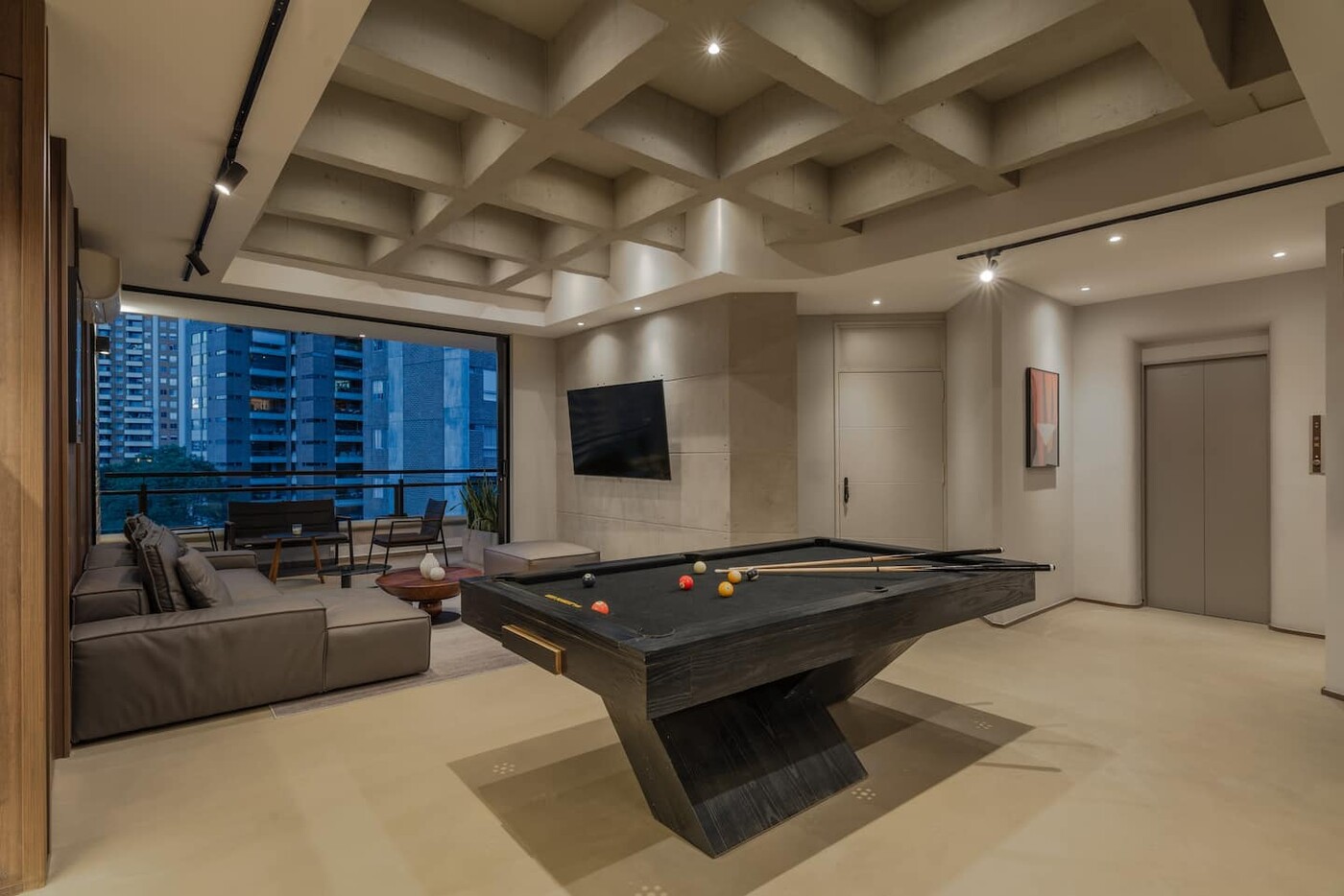 The Billiards Room &mdash; The Game House